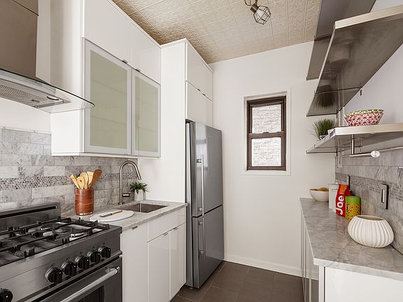 4th image of 317 W 54th St APT 2A