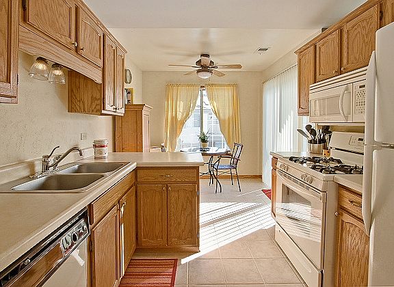 4th image of 1519 Mercury Dr APT 6