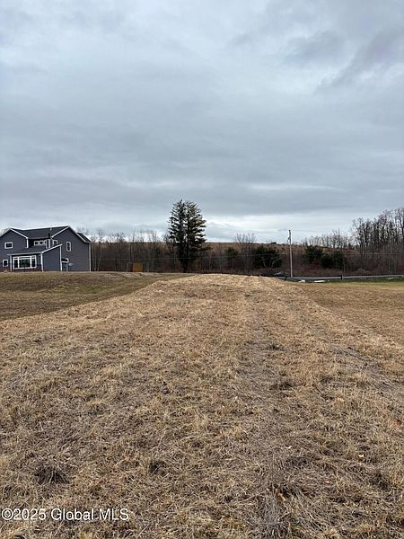 2nd image of 235 Mammoth Spring Road