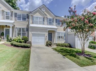 6103 Falling Water Ct, Roswell, GA 30076