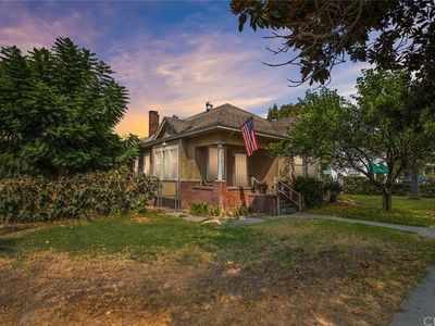 857 N 8th St, Colton, CA, 92324