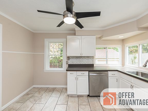 4th image of 3525 Radcliffe Rd