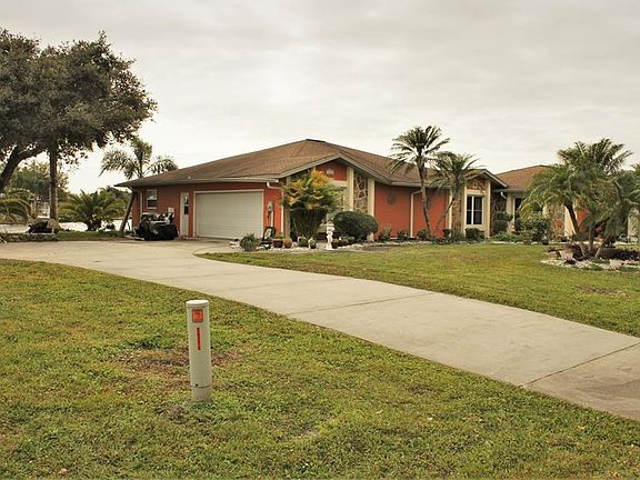 3rd image of 11639 SW Dallas Dr S