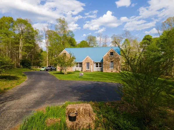 651 Browning Acres Rd, Corbin, KY 40701