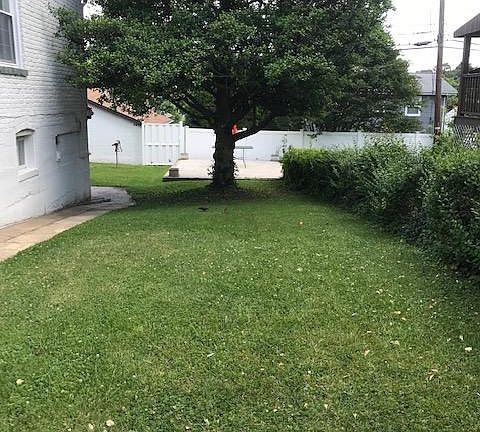 2nd image of 4421 Buena Vista Ave