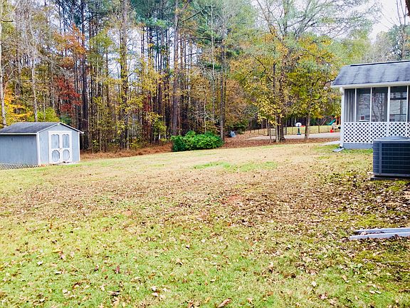 5th image of 55 Peachtree Ct