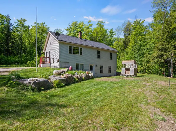 23 Eriks Way, Sebago, ME 04029