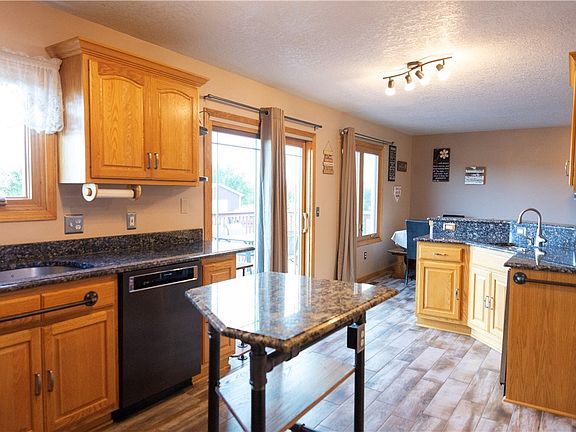 3rd image of 8304 NE 38th Ave