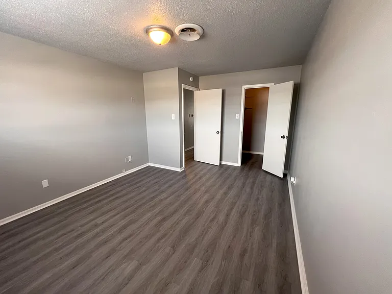 4607 Yorkshire Dr #3 — Photo 16