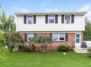 18 Crest Ave #B, Pennington, NJ 08534