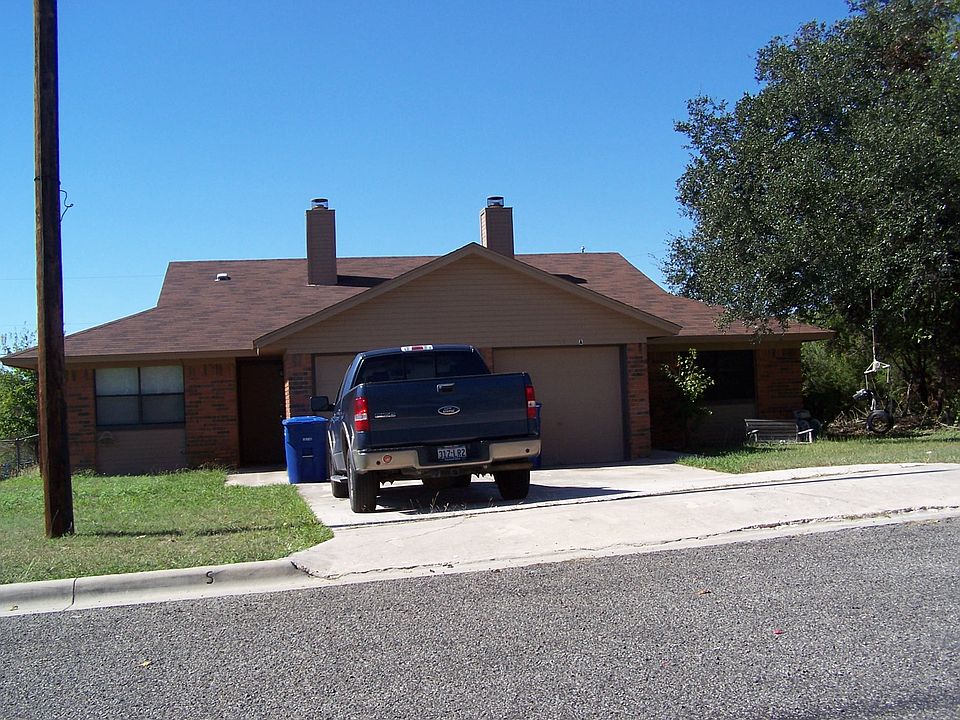1st image of 205A Jason Dr