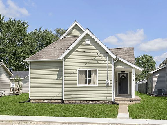 2nd image of 709 Magnolia Ave