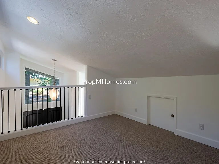 14995 SW 141st Ave — Photo 14
