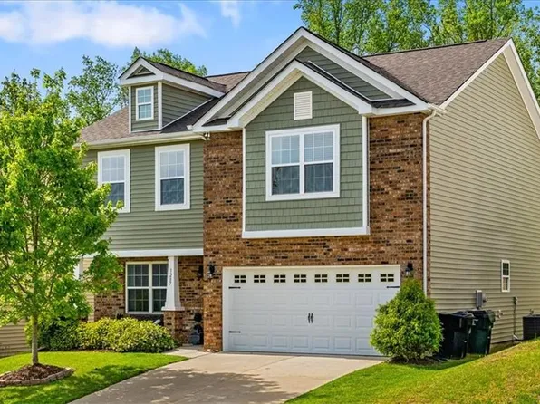 1287 Salters St, Burlington, NC 27215
