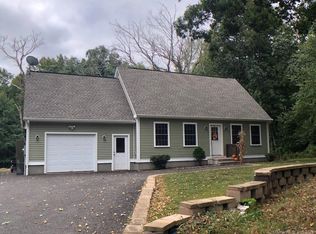 135 Tatnic Rd, Brooklyn, CT 06234