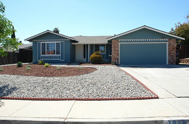 1st image of 3909 Edenwood Dr