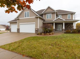 1201 Kathleen Ct, Appleton, WI 54915