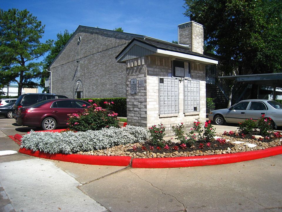 1st image of 10751 Braes Bend Dr #10751