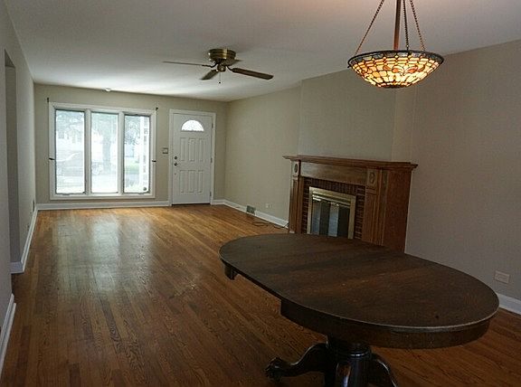 2nd image of 605 S Princeton Ave