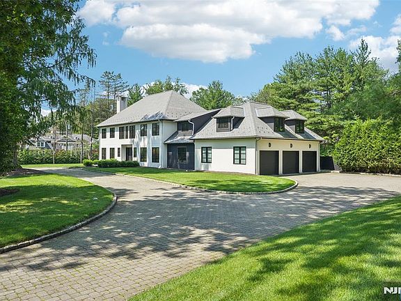 2nd image of 58 Twin Brooks Rd