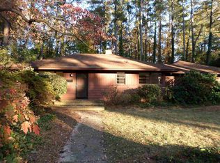 3121 Oxford Dr, Durham, NC 27707