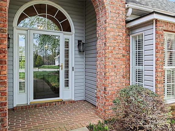 5th image of 237 Harmon Ridge Ln