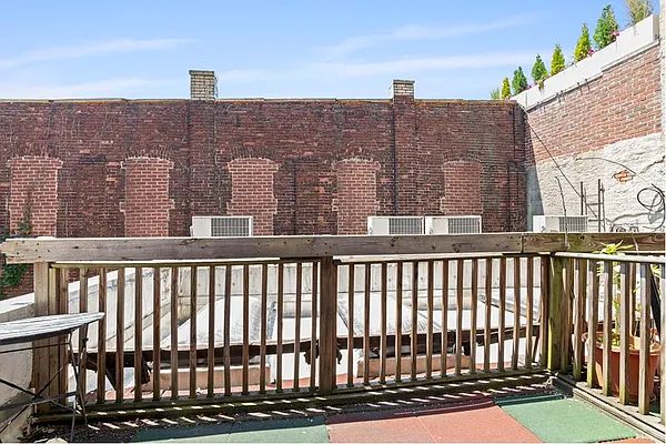 Rented by Douglas Elliman | media 4