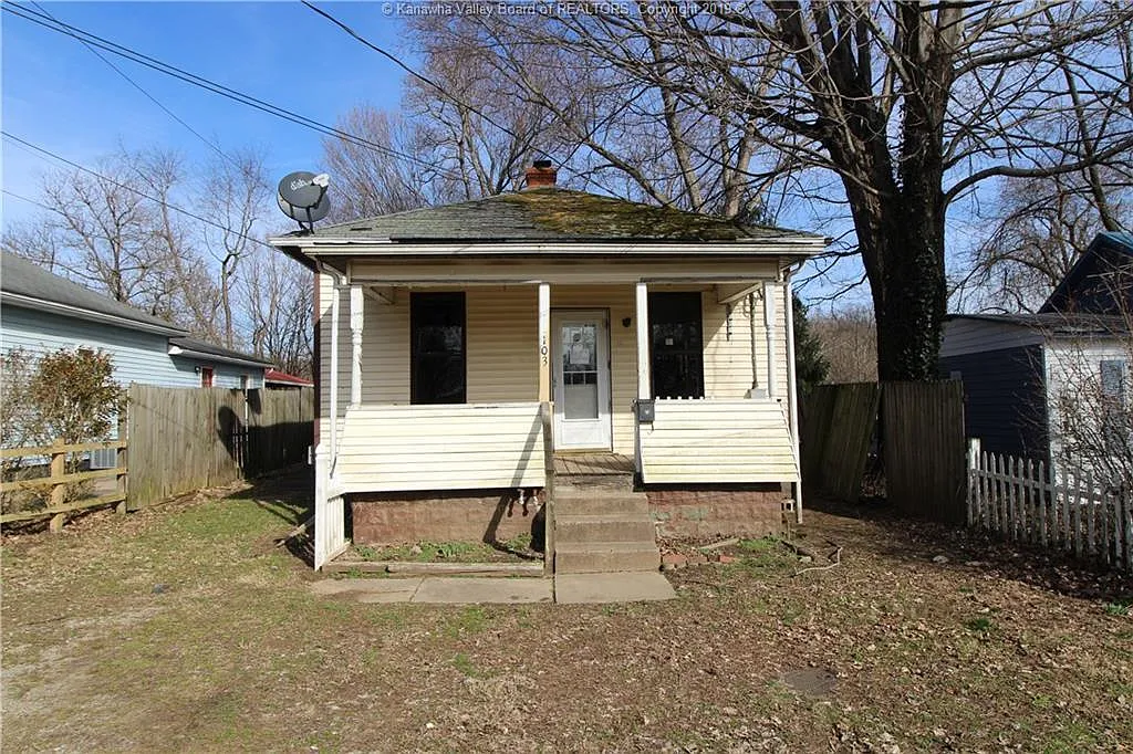 103 Preston St photo 1
