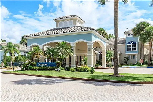 Saratoga Resort Villa Apartments Photo 1