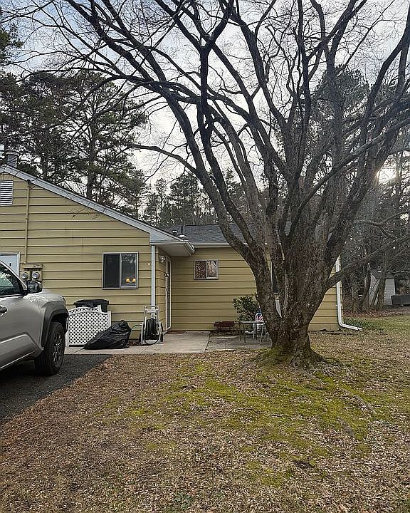 1st image of 160B Mallard Dr