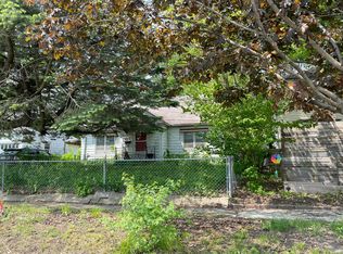 2728 41st Pl, Des Moines, IA 50310