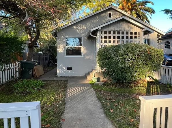 3011 T St APT A, Sacramento, CA 95816