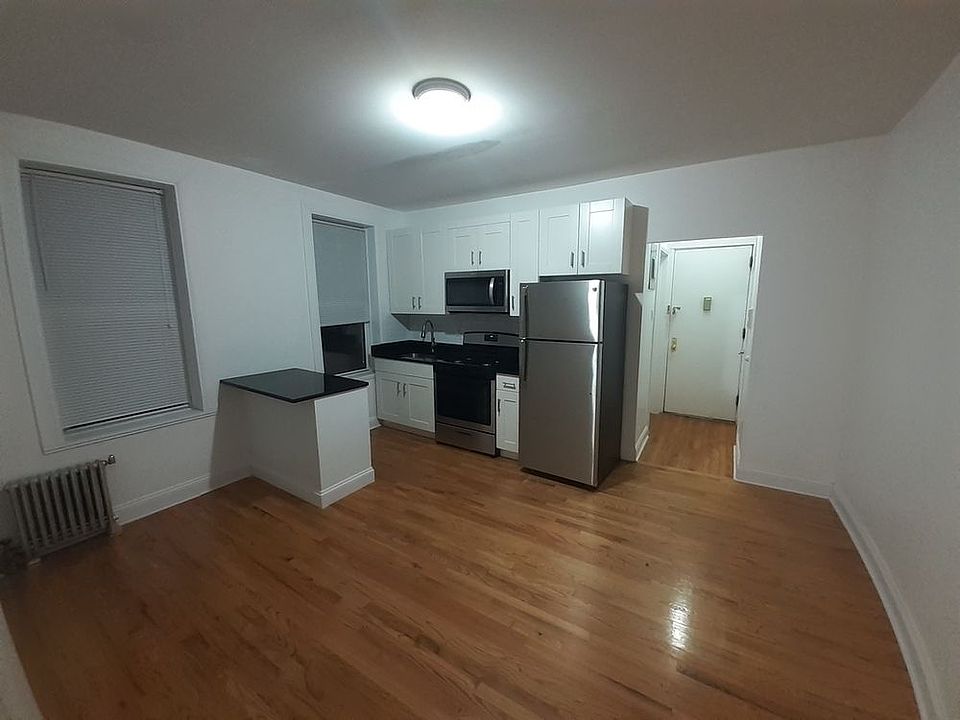 1st image of 4339 42nd St #1D