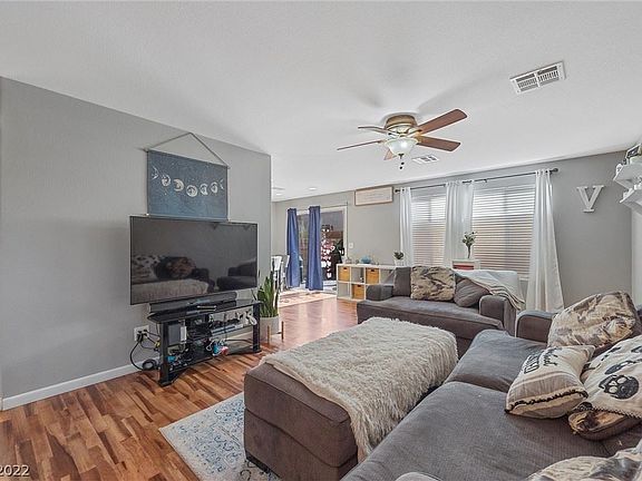4th image of 7937 Valladolid Ave