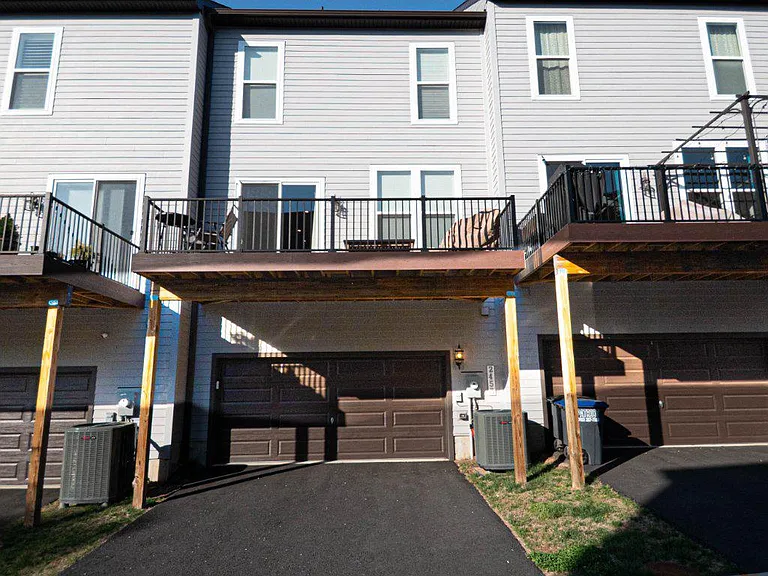 2453 Liberty Loop — Photo 39