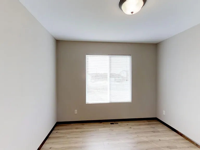 8742 E Harry Ct — Photo 17