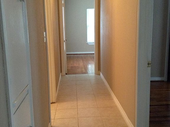 5th image of 1202 16th Ave N
