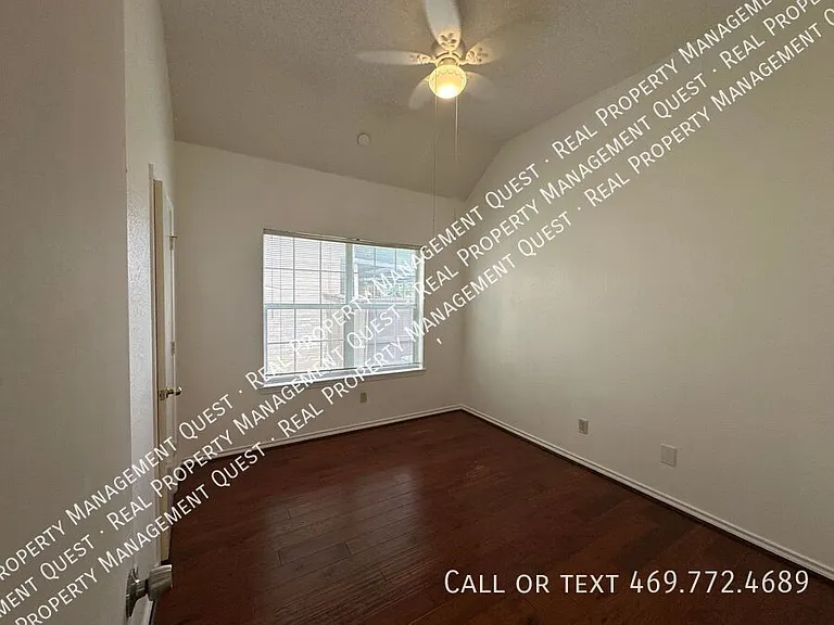 2336 Timbercreek Dr — Photo 6