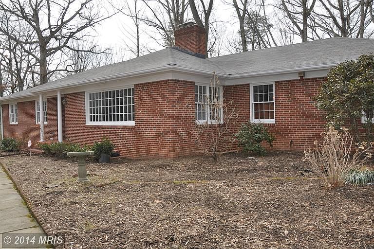 1st image of 3532 Barkley Dr