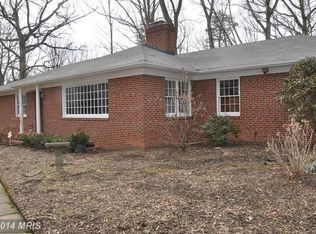 3532 Barkley Dr, Fairfax, VA 22031