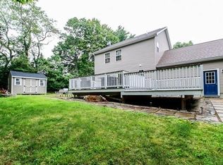 18 Royal Burgundy Ln, Kingston, MA 02364