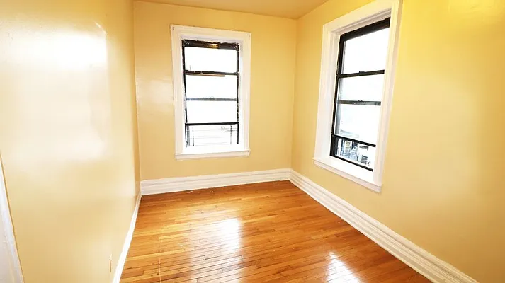 Rented by Alma Realty Corp. | media 2