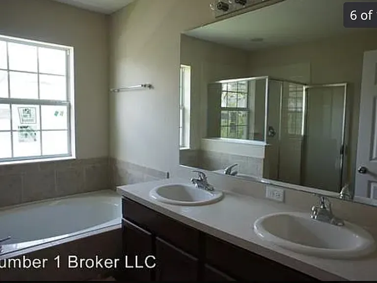 10301 Regent Square Dr #601 — Photo 6