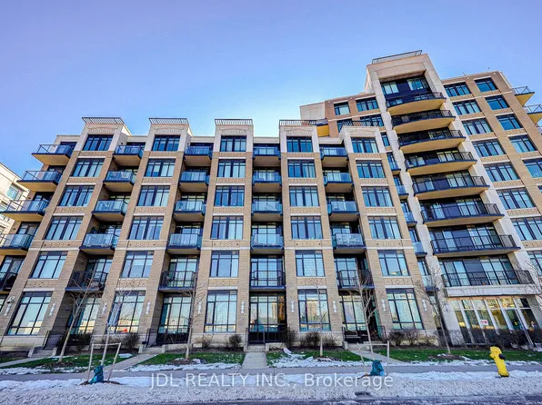 111 Upper Duke Cres #214, Markham, ON L6G 0C8