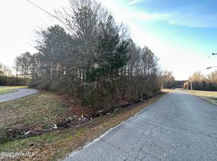 Pine St, Conway, NC 27820