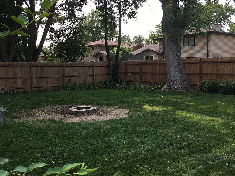 Blackwell Dr — Photo 24
