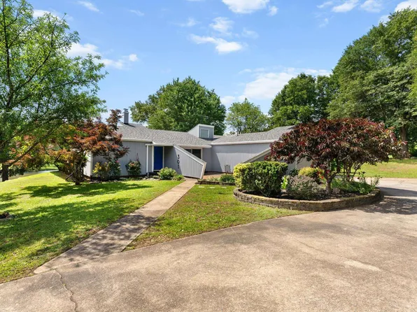 301 Black Horse Run, Simpsonville, SC 29681