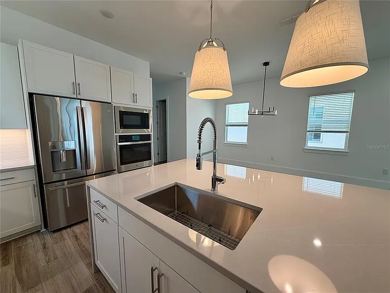 12438 Clear Sapphire Dr — Photo 10