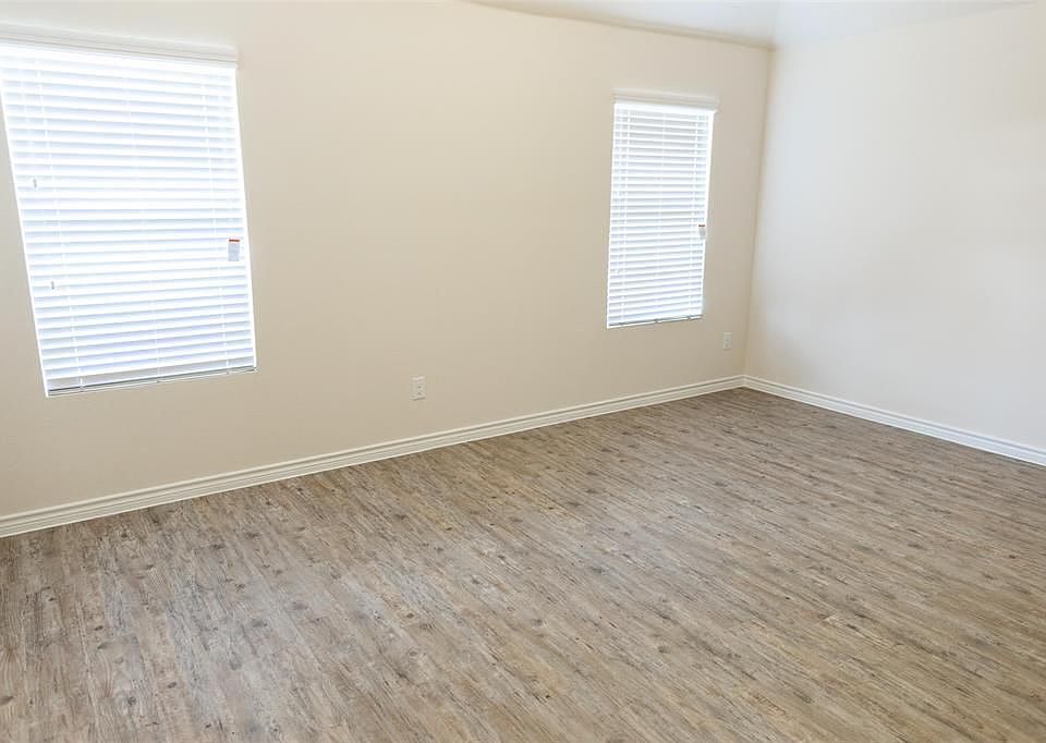 1st image of 19034 Brescia Ln