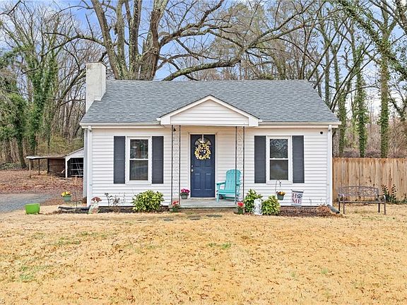 2nd image of 4015 Pleasant Garden Rd